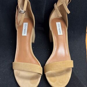 Steve Madden Beige Block Heel Sandals